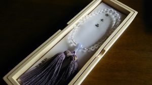 女性用数珠,白水晶 正絹房（藤色）1